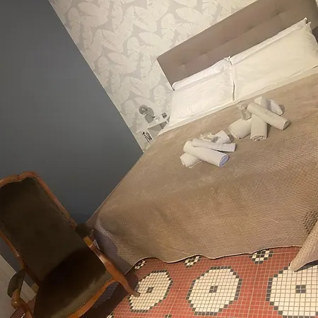 La Di Alice Alojamento de Acomodação e Pequeno-almoço 3*